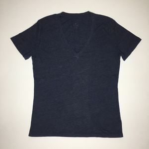 BDG Deep V-neck T-shirt Size S